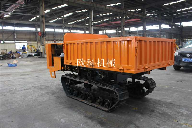 履带运输车 (6).jpg 履带运输车 (6).jpg